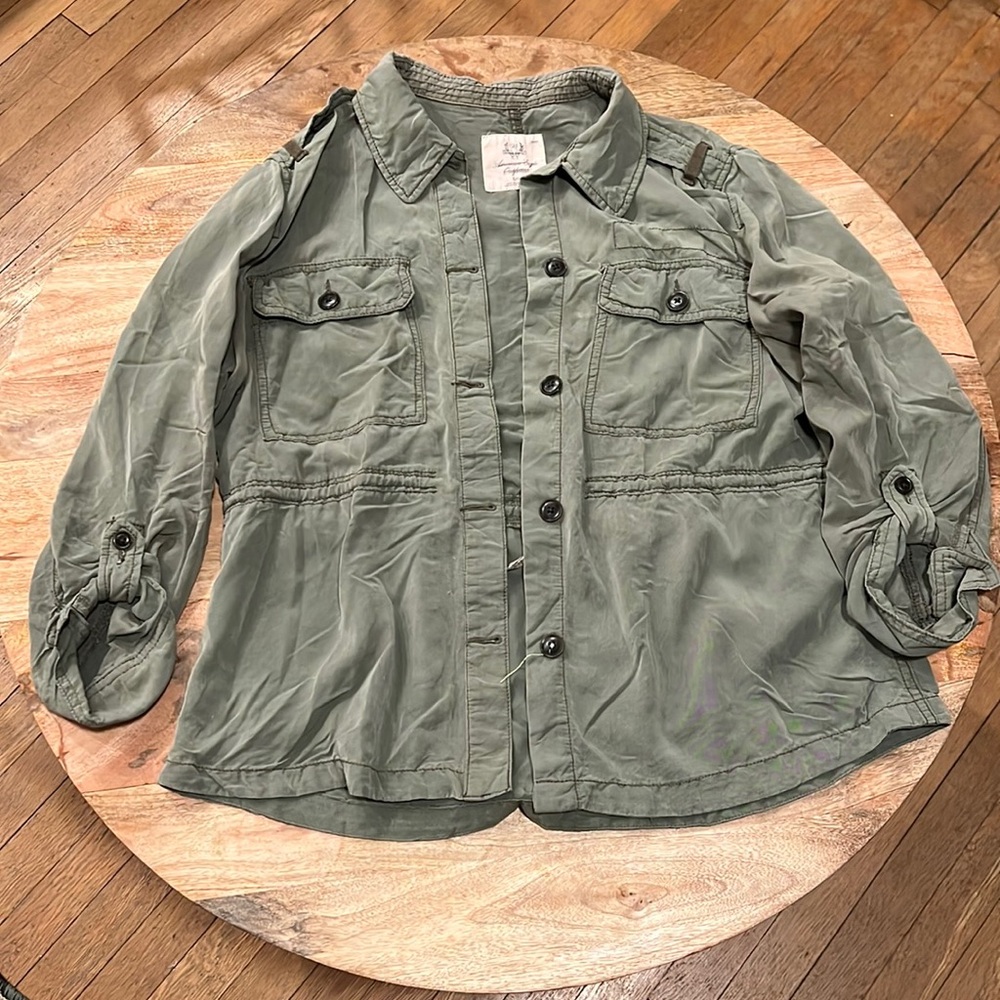 Light Utility Jacket Button Up